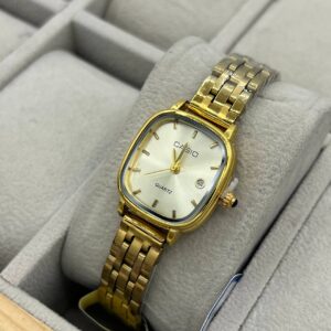 ساعة casio نسائية في علبة - النوع 35