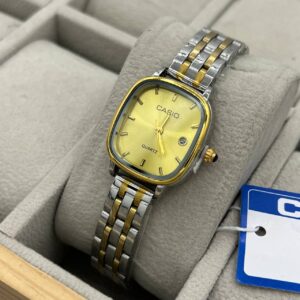 ساعة casio نسائية في علبة - النوع 36