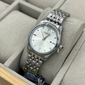 ساعة casio نسائية في علبة - النوع 34