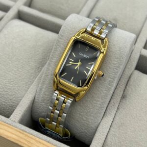 ساعة casio نسائية في علبة - النوع 44