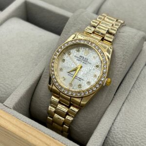 ساعة rolex نسائية في علبة - النوع 56