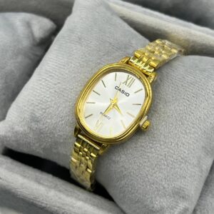 ساعة casio نسائية في علبة - النوع 85