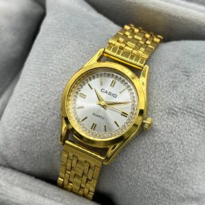 ساعة casio نسائية في علبة - النوع 91